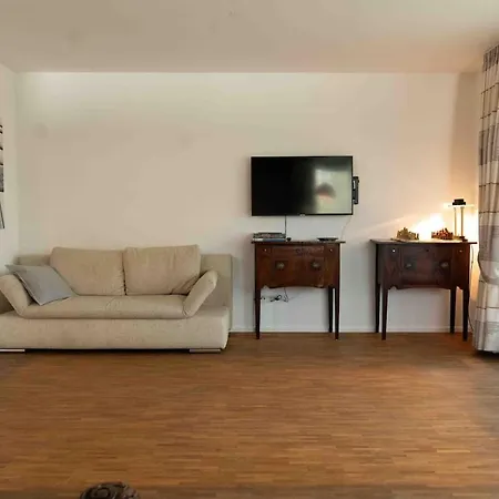 Mit Dem Aufzug In 03 Nahe Koeln Apartamento